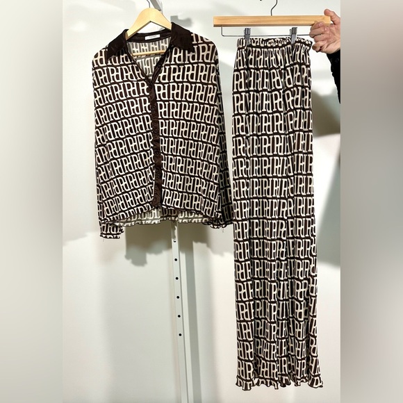 Peppermayo Monogram Logo Set โ Brown & Cream Top + Pants (Size 2) - Picture 2 of 7